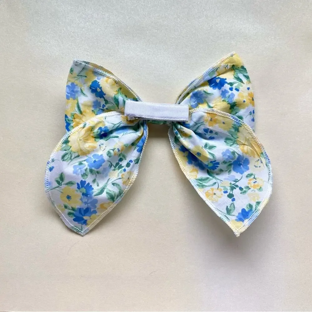 3+/$10ea Janie and jack hair bow
